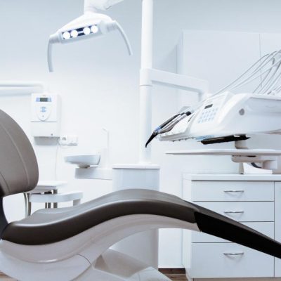 modern-dental-clinic-room-with-advanced-chair